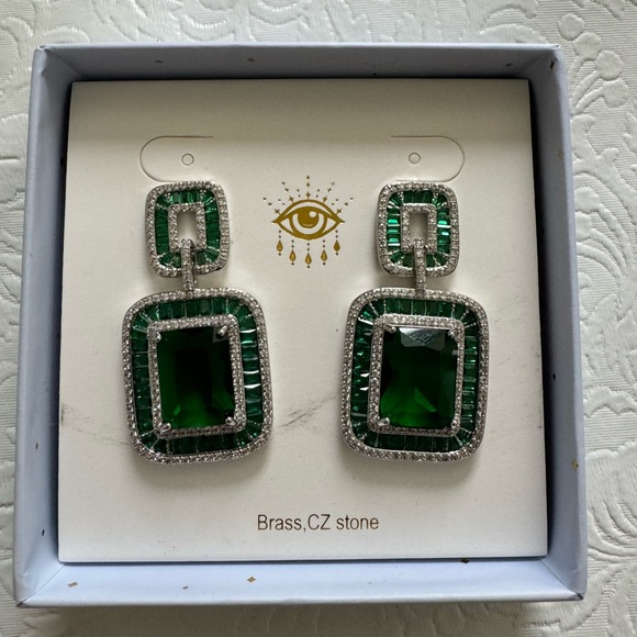 Eye Candy Lea CZ Statement Drop Earrings - Picture 3 of 4